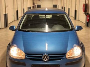 Volkswagen golf 2003 essence volkswagen golf 5 essence 129000km Volkswagen golf 2003 essence volkswagen golf 5 essence 129000km
