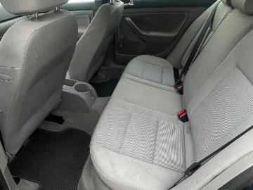 Volkswagen golf 2005 bensin volkswagen golf 1 6 trendline 102hk sv Volkswagen golf 2005 bensin volkswagen golf 1 6 trendline 102hk sv