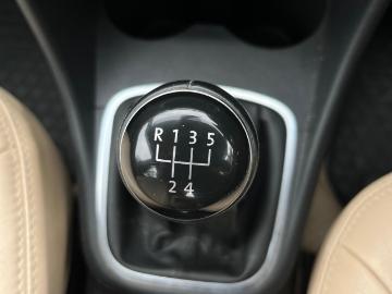 Volkswagen polo 2017 petrol 2017 volkswagen polo 1 2 mpi highline