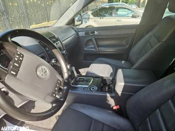Volkswagen touareg 2007 motorin utilizat volkswagen touareg 2007 5 800 eur 300 000 km auto... Volkswagen touareg 2007 motorin utilizat volkswagen touareg 2007 5 800 eur 300 000 km auto...