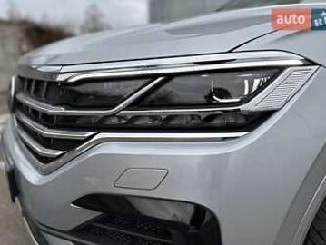 Volkswagen touareg 2022 benzin volkswagen touareg 2022 Volkswagen touareg 2022 benzin volkswagen touareg 2022