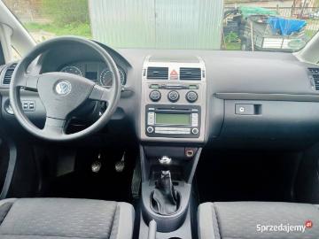 Volkswagen touran 2008 benzyna vw touran 1 6 mpi 2008r 7 miejsc Volkswagen touran 2008 benzyna vw touran 1 6 mpi 2008r 7 miejsc