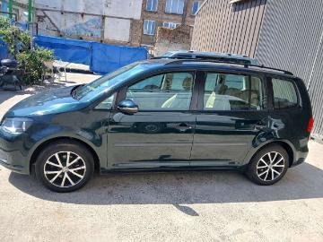 Volkswagen touran 2011 essence volkswagen touran 1 4 tsi