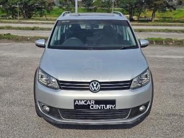 Volkswagen touran 2011 gasoline 2011 volkswagen touran 1 4 a leather seat