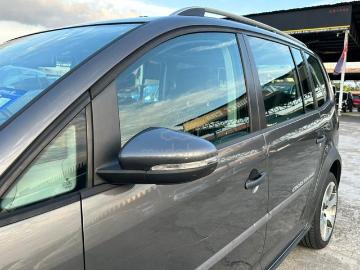 Volkswagen touran 2013 gasoline 2013 volkswagen touran 1 4 a