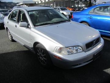 Volvo s40 2004 2004 volvo s40 base 4dr turbo sedan Volvo s40 2004 2004 volvo s40 base 4dr turbo sedan
