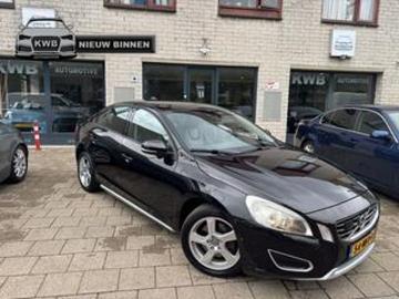 Volvo s60 2010 benzine volvo s60 2 0t intro ed navi camera leer Volvo s60 2010 benzine volvo s60 2 0t intro ed navi camera leer