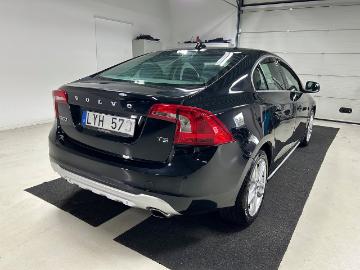 Volvo s60 2011 bensin volvo s60 t3 momentum fullservad bra skick lyh573