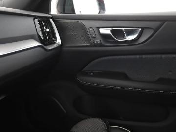 Volvo s60 2019 bensin volvo s60 2 0 t5 r Volvo s60 2019 bensin volvo s60 2 0 t5 r