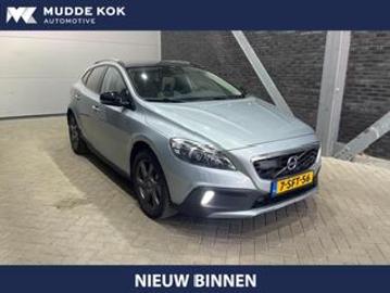 Volvo v40 2013 benzine volvo v40 cross country 2 5 t5 awd summum 5 cilinder acc panoramada... Volvo v40 2013 benzine volvo v40 cross country 2 5 t5 awd summum 5 cilinder acc panoramada...