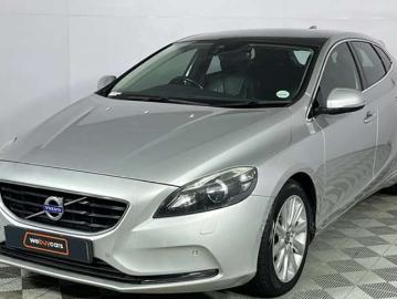Volvo v40 2015 volvo v40 t4 excel auto 2015 Volvo v40 2015 volvo v40 t4 excel auto 2015