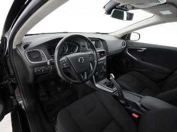 Volvo v40 2017 bensin volvo v40 cross country t3 business yts276
