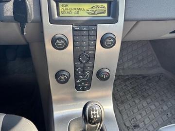 Volvo v50 2005 diesel volvo v50 2 0 d kinetic wzf257 Volvo v50 2005 diesel volvo v50 2 0 d kinetic wzf257