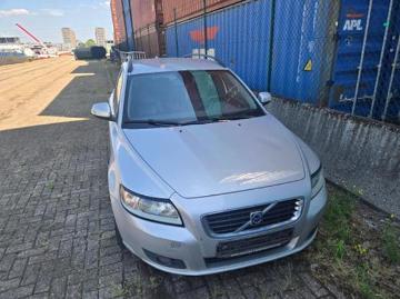 Volvo v50 2009 diesel volvo v50 pour pieces ou exportation Volvo v50 2009 diesel volvo v50 pour pieces ou exportation