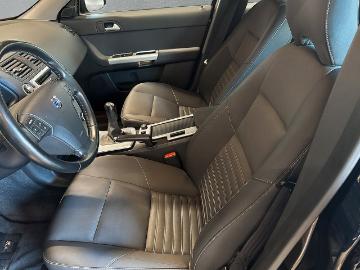 Volvo v50 2010 diesel volvo v50 2 0 d 136hk momentum drag 3 Volvo v50 2010 diesel volvo v50 2 0 d 136hk momentum drag 3