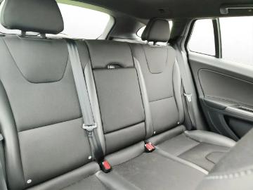 Volvo v60 2017 diesel volvo v60 2 0 d4 190 momentum eco aut Volvo v60 2017 diesel volvo v60 2 0 d4 190 momentum eco aut