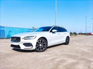 Volvo v60 2019 diesel volvo v60 momentum d3 geartronic trekhaak Volvo v60 2019 diesel volvo v60 momentum d3 geartronic trekhaak