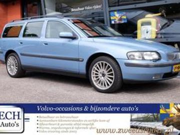 Volvo v70 2003 benzine volvo v70 2 3 t5 250 pk aut leer 17 inch trekhaak Volvo v70 2003 benzine volvo v70 2 3 t5 250 pk aut leer 17 inch trekhaak