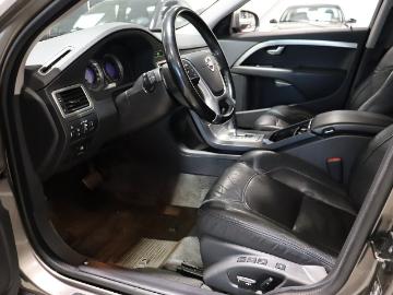 Volvo v70 2009 diesel volvo v70 d5 175hk summum aut dieselvskinnvalservad koa568