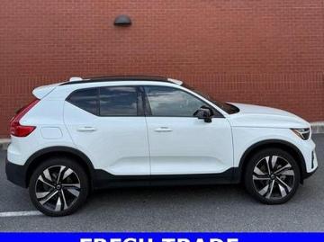Volvo xc40 2024 gasoline 2024 volvo xc40 b5 plus dark theme falls church va