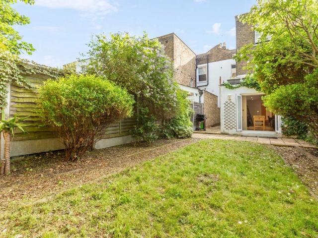 Apartment for rent in London Borough of Lambeth, Greater London