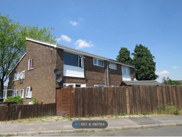 Apartment for rent in Tricketts Cross, Ferndown