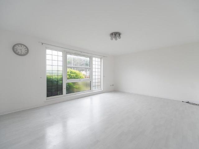 Apartment for rent in Whiteinch, Scotland