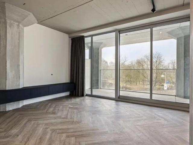 Appartement te huur in Zeeheldenbuurt, Zuid Holland