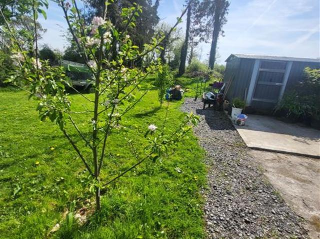 Farm for sale in Roosky