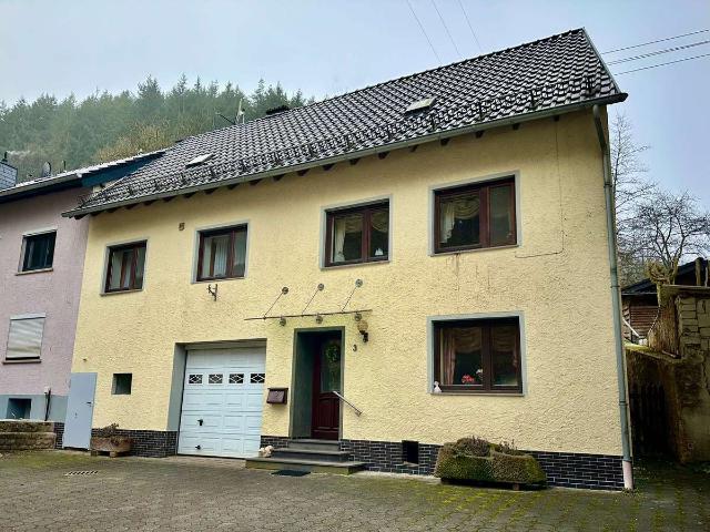 Haus kaufen in Meerfeld, Landkreis Bernkastel-Wittlich