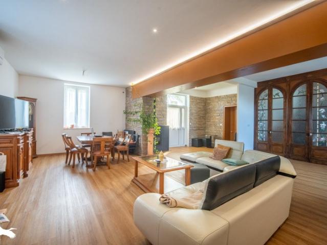 Maison vente à France métropolitaine, Mées