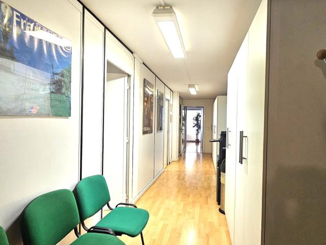 Ufficio in affitto a Quartiere 5, Firenze