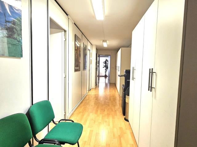 Ufficio in affitto a Quartiere 5, Firenze