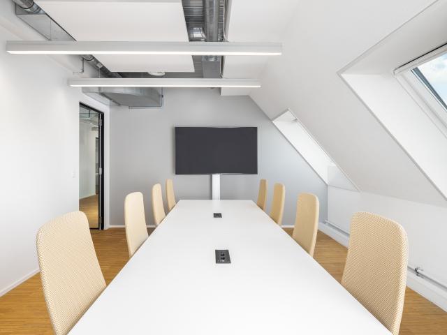 Büro mieten in Einigen, Zürich