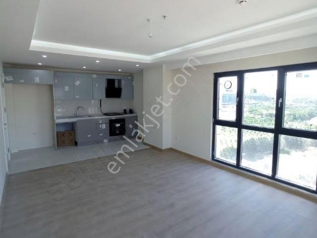 Zeytinburnu, İstanbul içerisinde satılık mülk