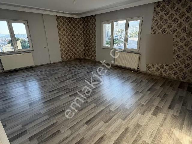 Bergama, İzmir içerisinde kiralık mülk