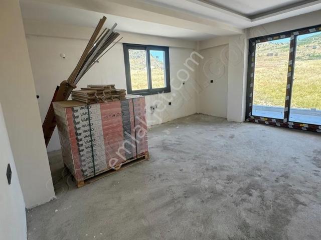 Bergama, İzmir içerisinde satılık mülk