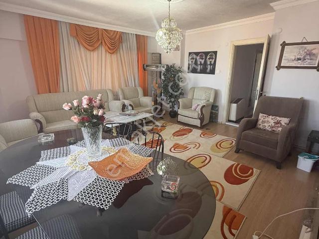 Bergama, İzmir içerisinde kiralık mülk