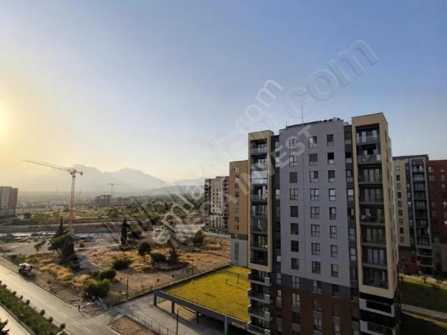 Sur Yapı Antalya Kentsel Dönüşüm İnşaat Alanı, Kepez içerisinde kiralık mülk