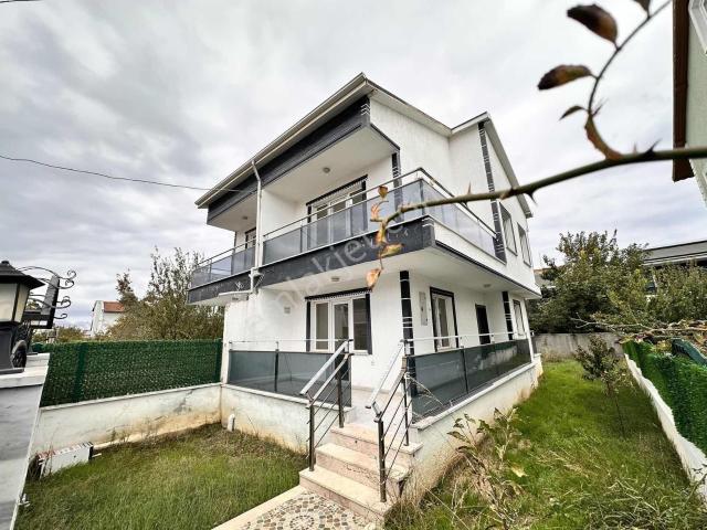 Marmaraereğlisi, Tekirdağ içerisinde satılık Villa