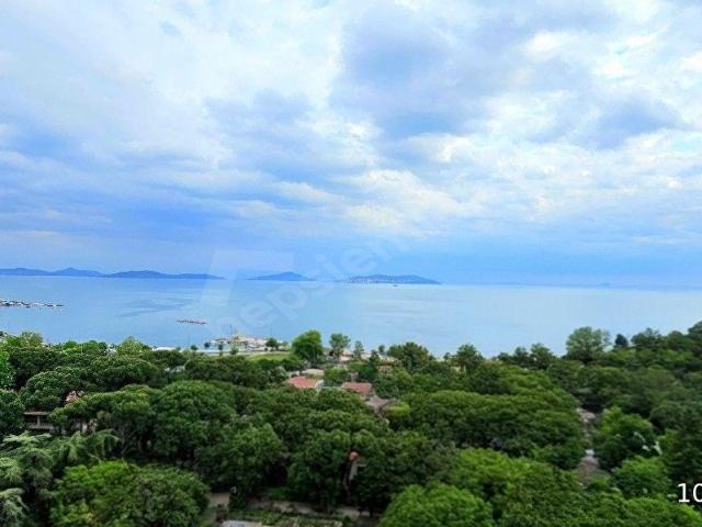 Kadiköy, İstanbul içerisinde satılık mülk