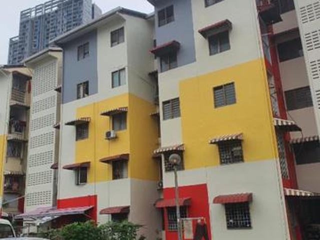 Apartment for sale in Petaling, Damansara Damai