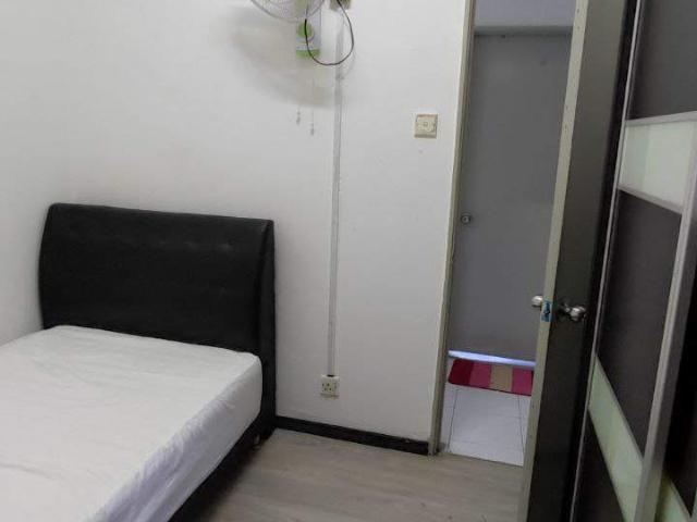 Room for rent in Taman Megah Ria, Pasir Gudang