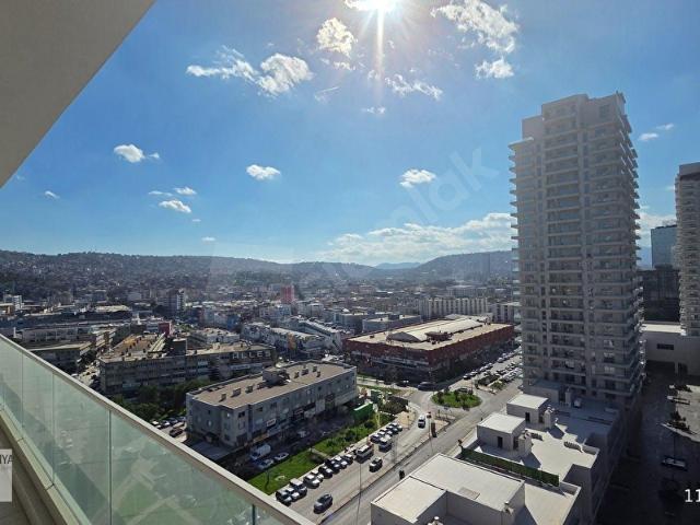 İzmir, Konak içerisinde satılık mülk