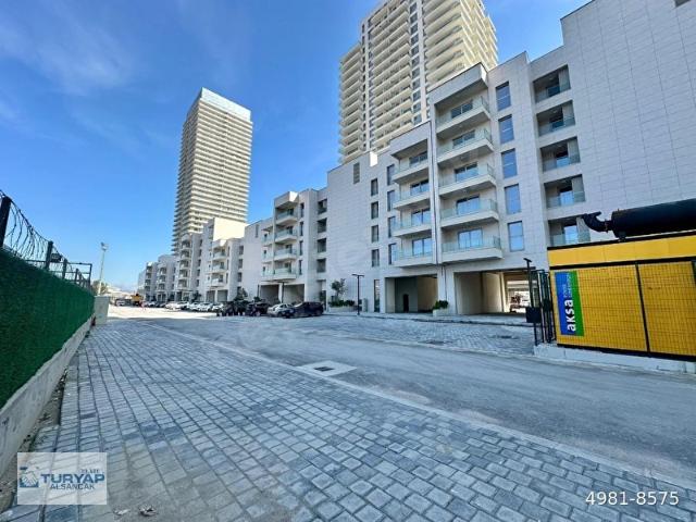 Konak, İzmir içerisinde satılık mülk