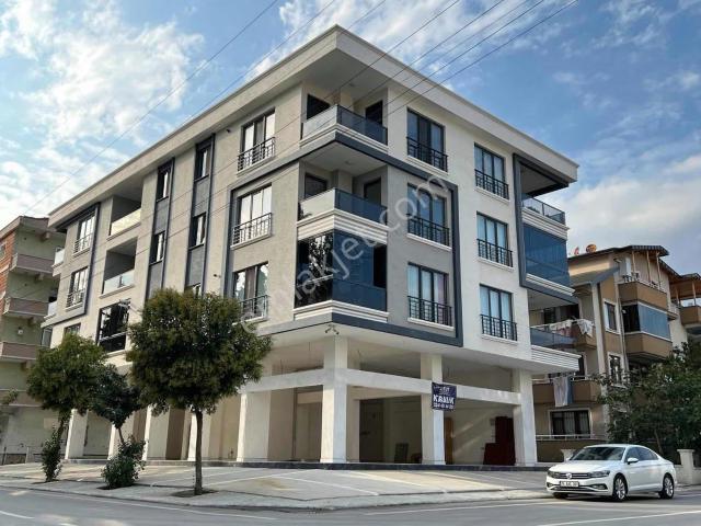 Mehmet Akif Ersoy, Çiftlikköy içerisinde kiralık mülk