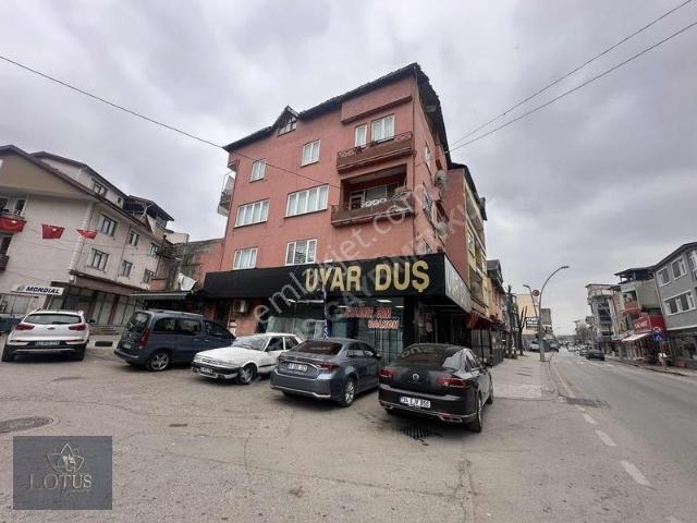 İzmit, Kocaeli içerisinde satılık Bina