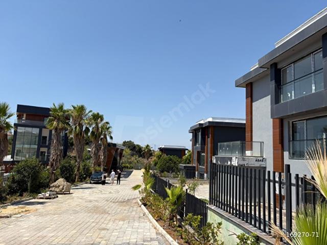 Aksu, Antalya içerisinde satılık Villa