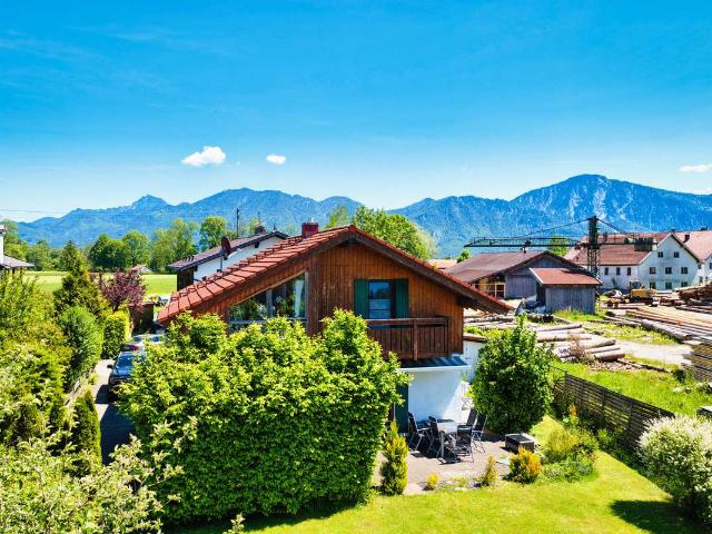 Haus kaufen in Großweil, Landkreis Garmisch-Partenkirchen