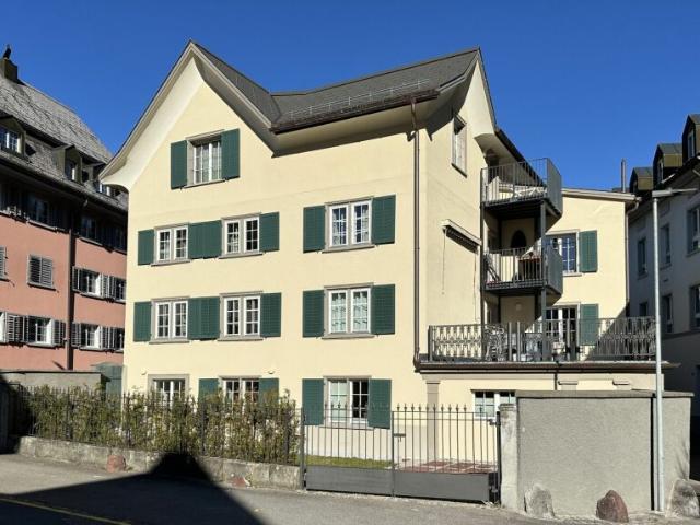 Mehrfamilienhaus kaufen in Glarus